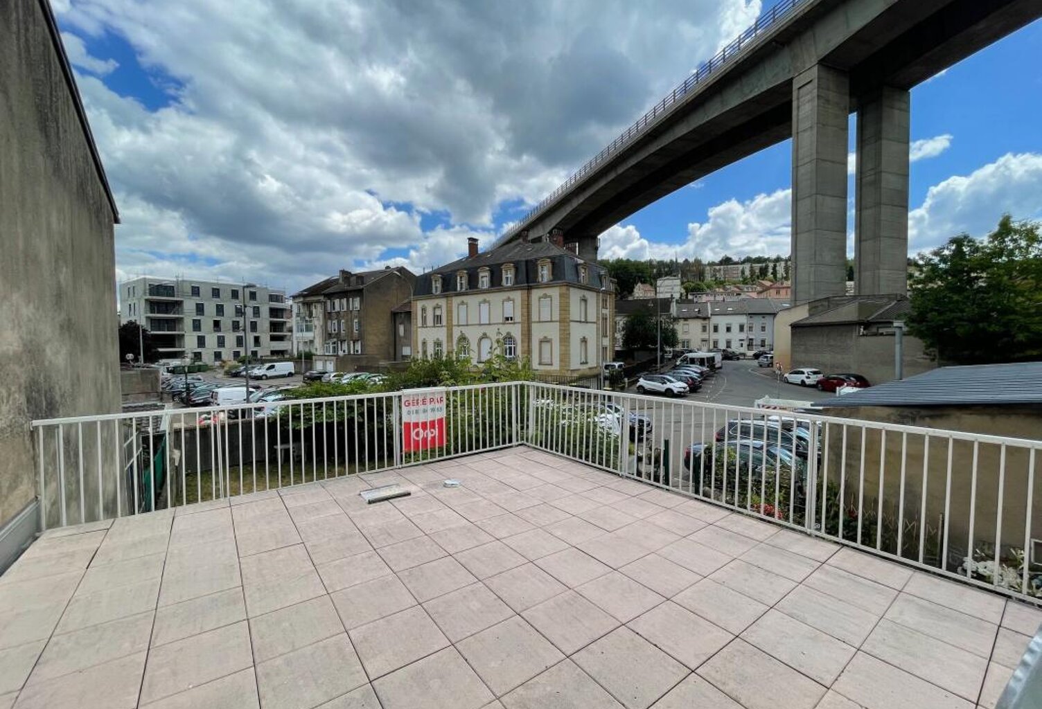 Immeuble mixte + terrain constructible — photo 1