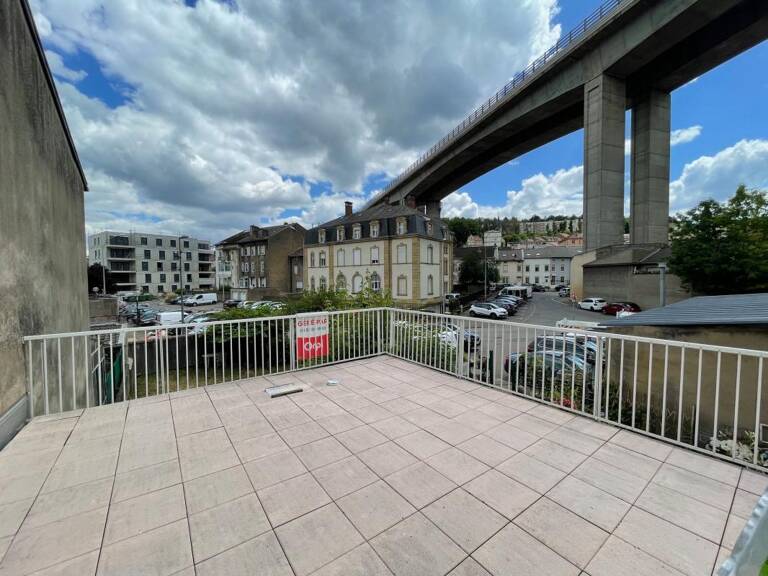 Immeuble mixte + terrain constructible — photo 1