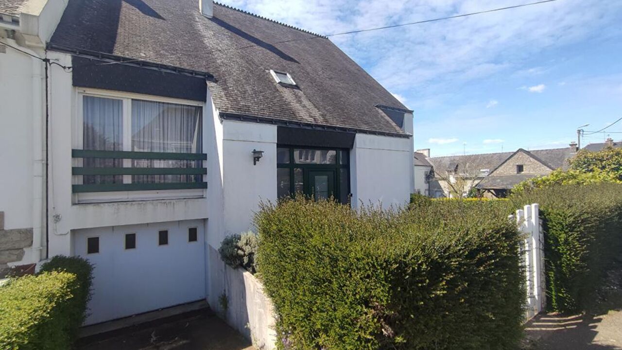 maison 6 pièces 118 m2 à vendre à Pontivy (56300)