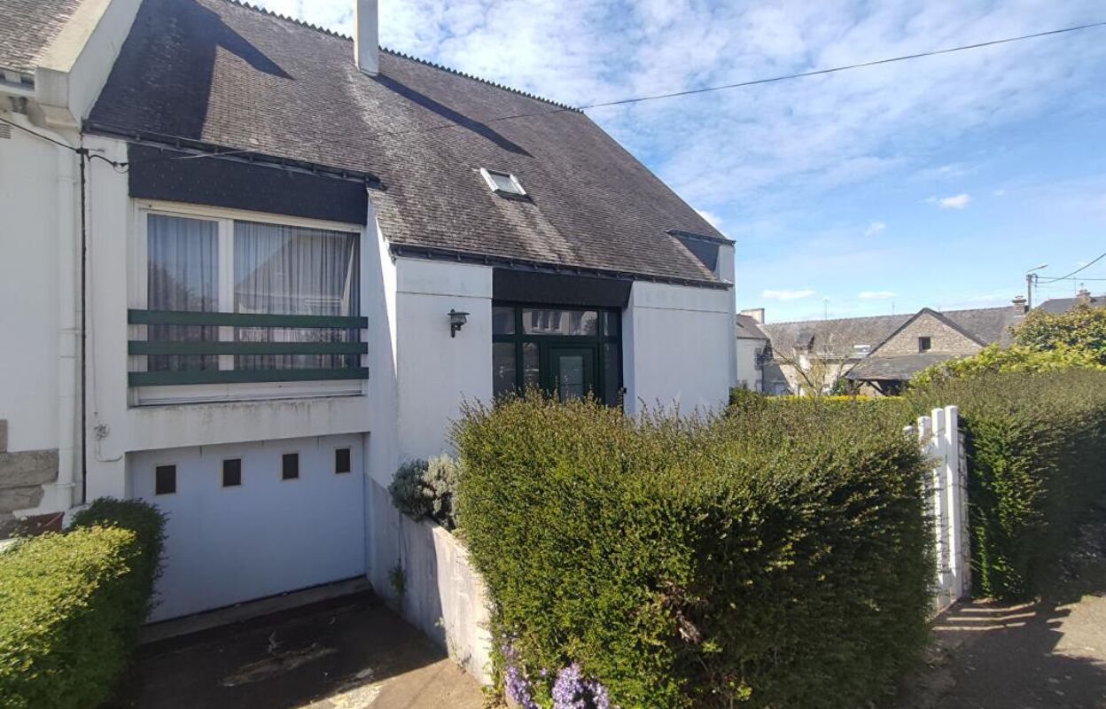 maison 6 pièces 118 m2 à vendre à Pontivy (56300)