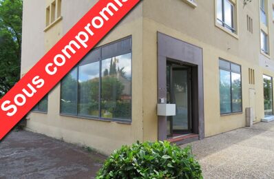 vente bureau 96 000 € à proximité de Montferrat (83131)