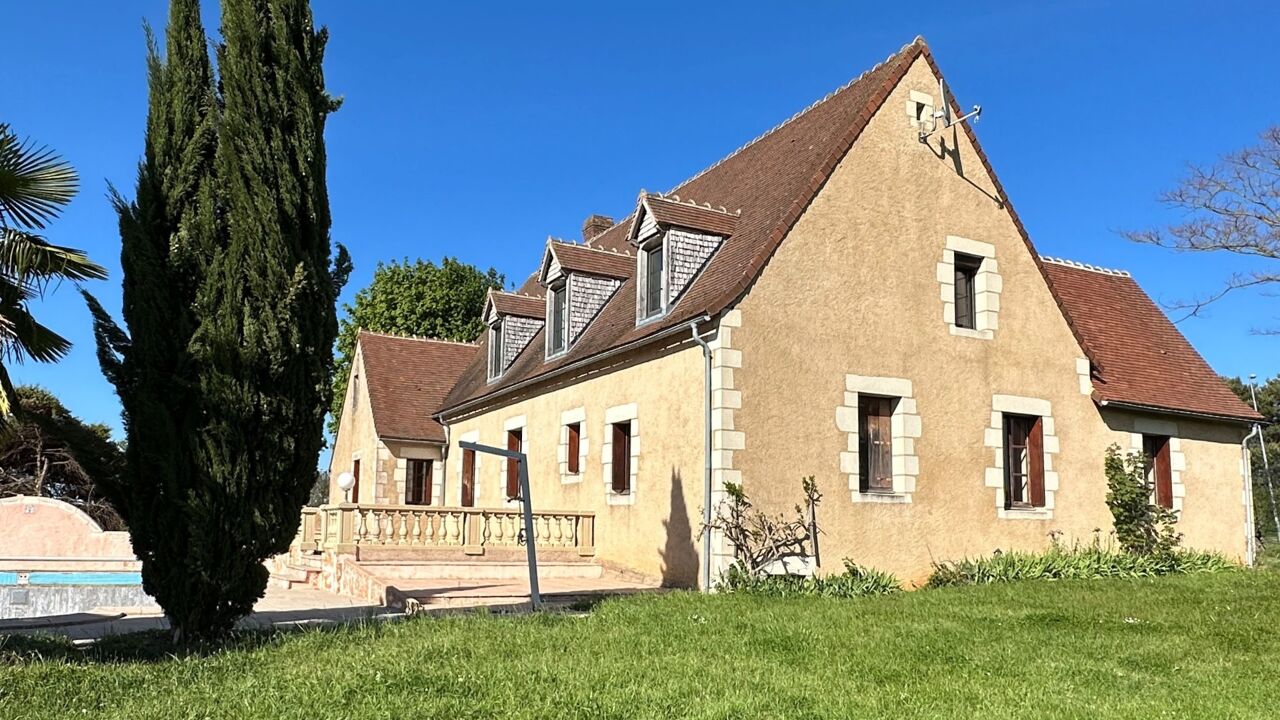 maison 10 pièces 255 m2 à vendre à La Châtre (36400)