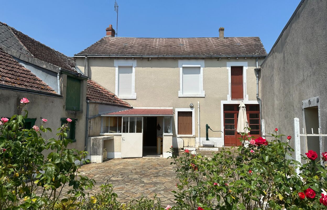 maison 6 pièces 140 m2 à vendre à Thevet-Saint-Julien (36400)