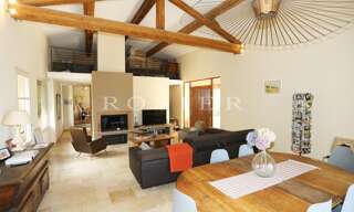 Maison 17 Pièces 517 m² à vendre à Saint-Saturnin-lès-Apt (84490)