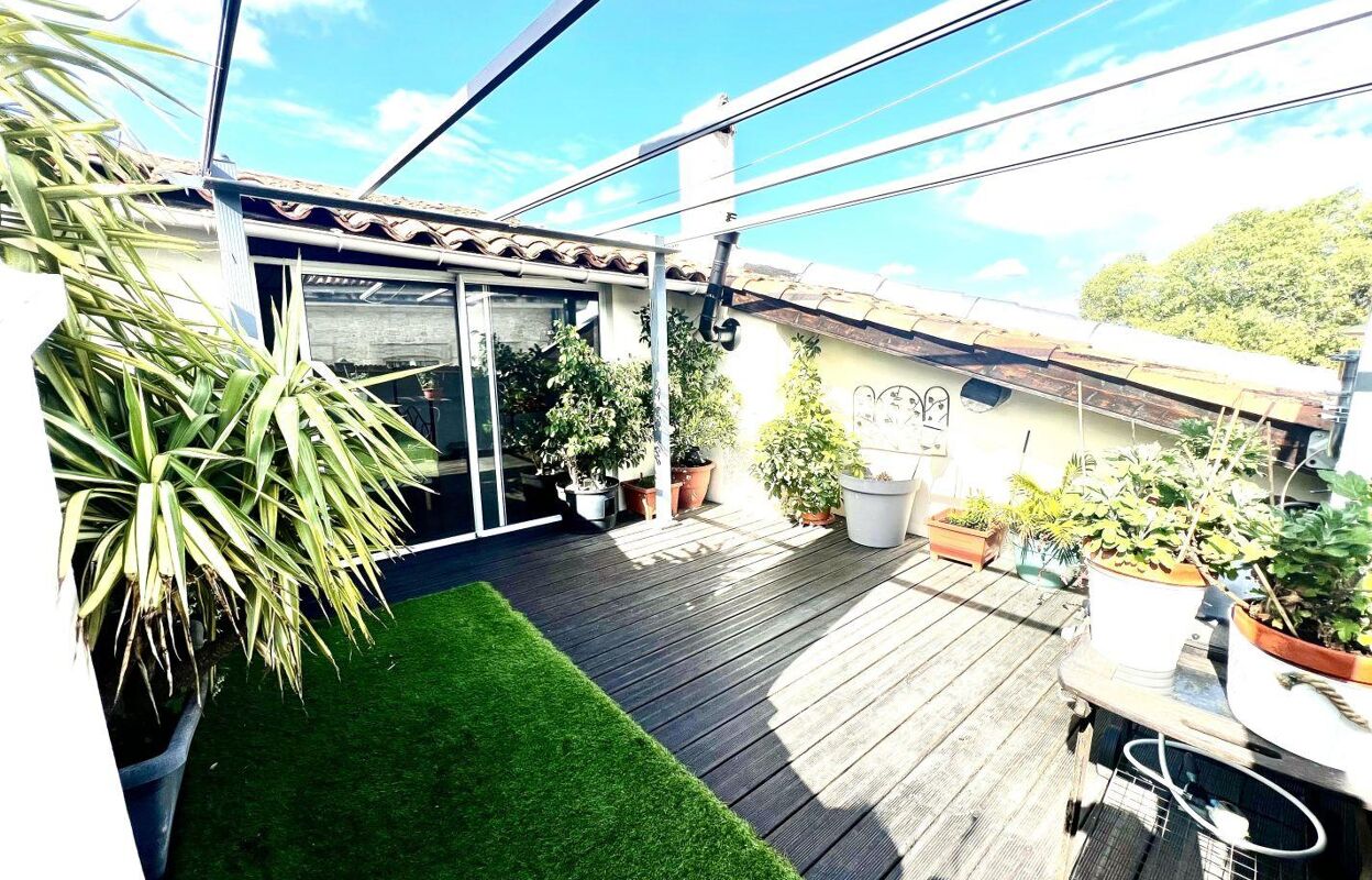 maison 4 pièces 115 m2 à vendre à Saint-Gilles (30800)