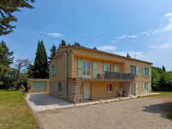 Confortable maison à deux pas de la place aux herbes — photo 2