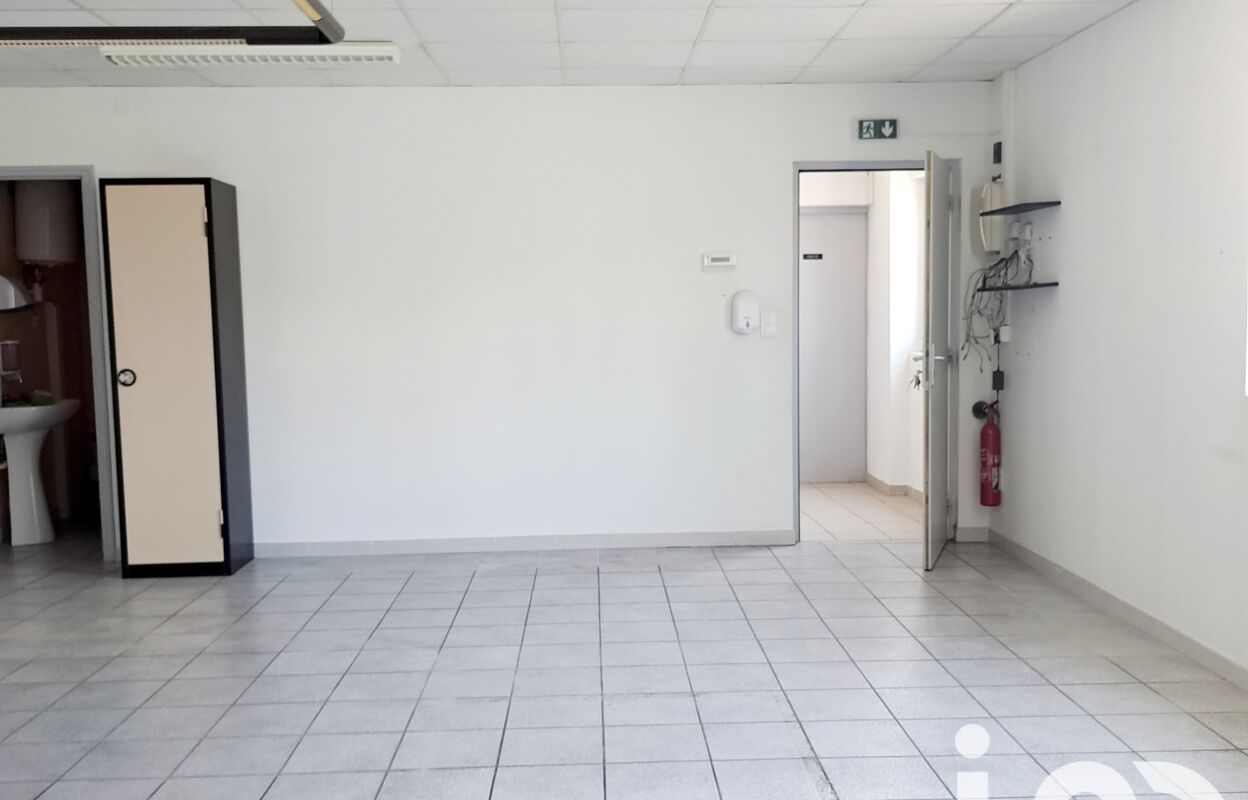 immeuble  pièces 120 m2 à vendre à Sorgues (84700)