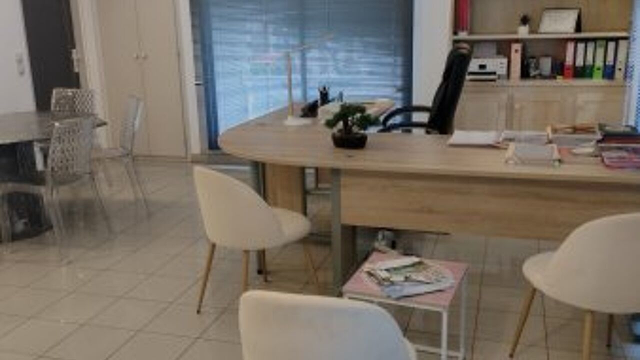 bureau  pièces 128 m2 à vendre à Perpignan (66000)