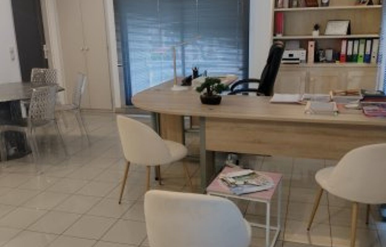 bureau  pièces 128 m2 à vendre à Perpignan (66000)