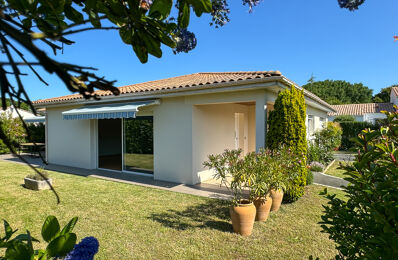 vente maison 572 000 € à proximité de Saint-Romain-de-Benet (17600)