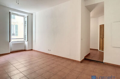 location appartement 1 137 € CC /mois à proximité de Coaraze (06390)