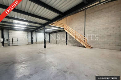 Local industriel  265000 €