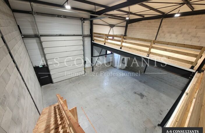 LOCAL D'ACTIVITE A VENDRE — photo 5