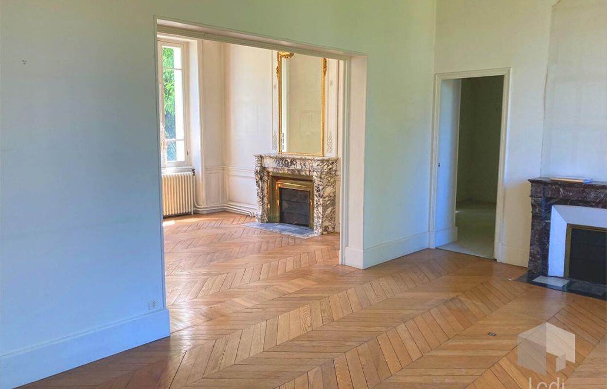 maison 14 pièces 318 m2 à vendre à Montélimar (26200)