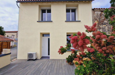 vente maison 222 600 € à proximité de Loire-les-Marais (17870)