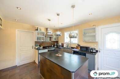 Maison 6 pièces 245000 €