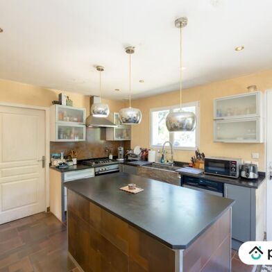 Maison 6 pièces 245000 €