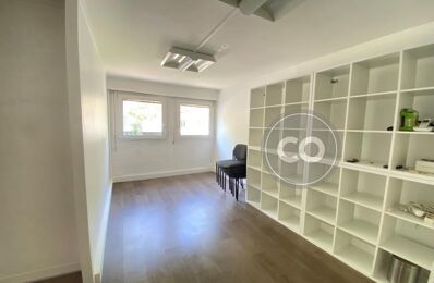 location bureau 1 655 € CC /mois à proximité de Paris 15 (75015)