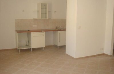 location appartement 520 € CC /mois à proximité de Le Castellet (83330)