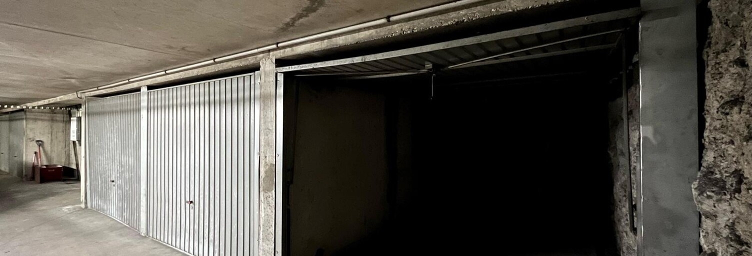 Garage   m² à louer à Chambéry (73000)