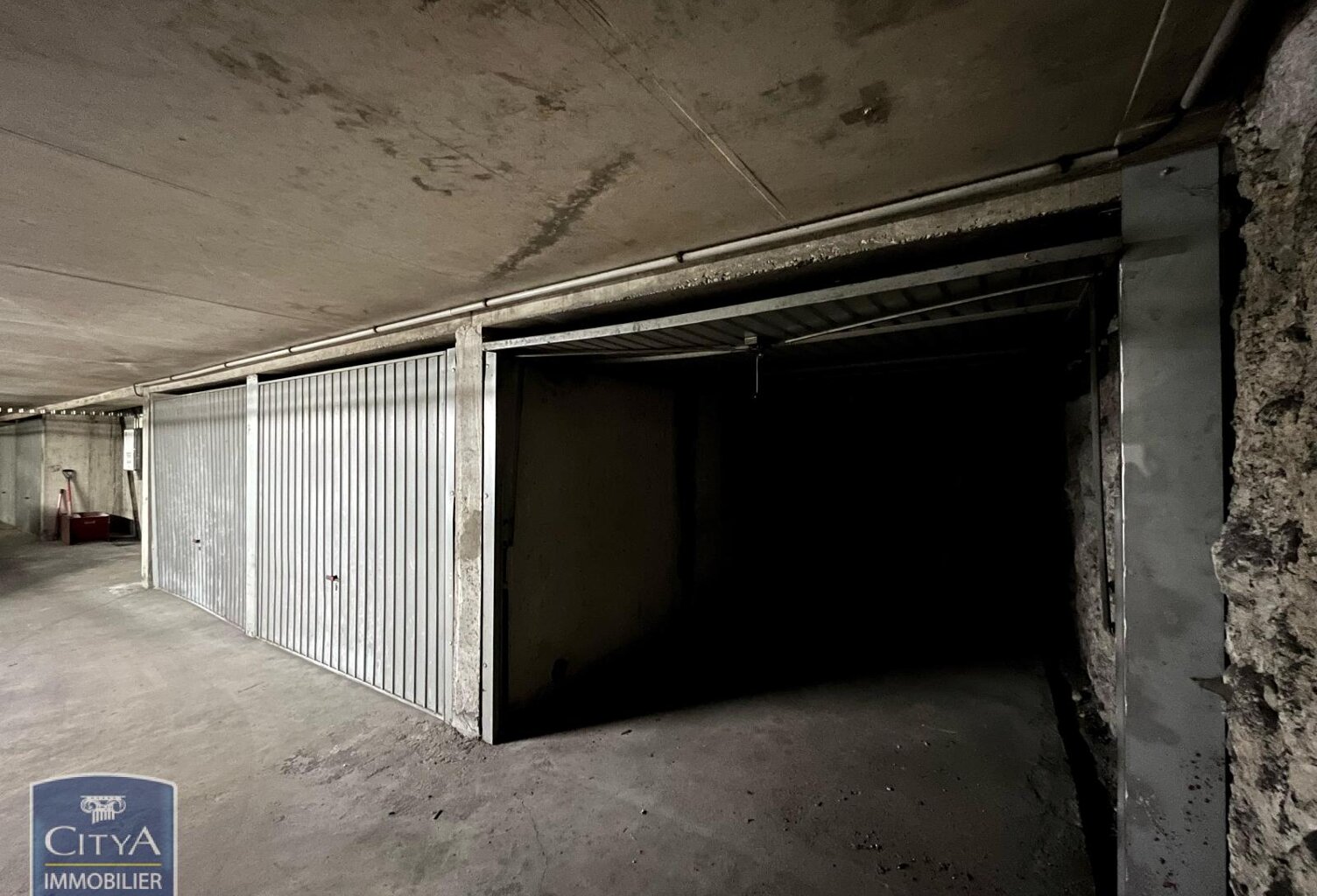Location garage   à Chambéry (73000) — photo 1