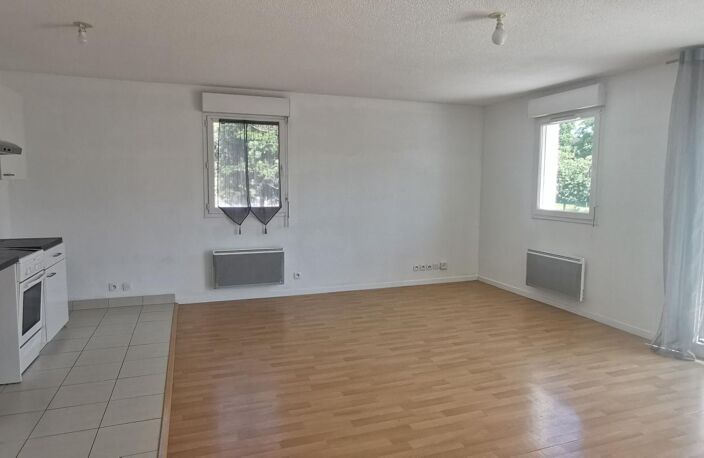 Appartement À Vendre — photo 2