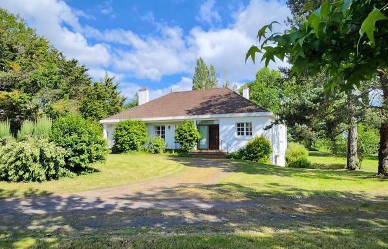 maison 4 pièces 176 m2 à vendre à Vieillevigne (44116)