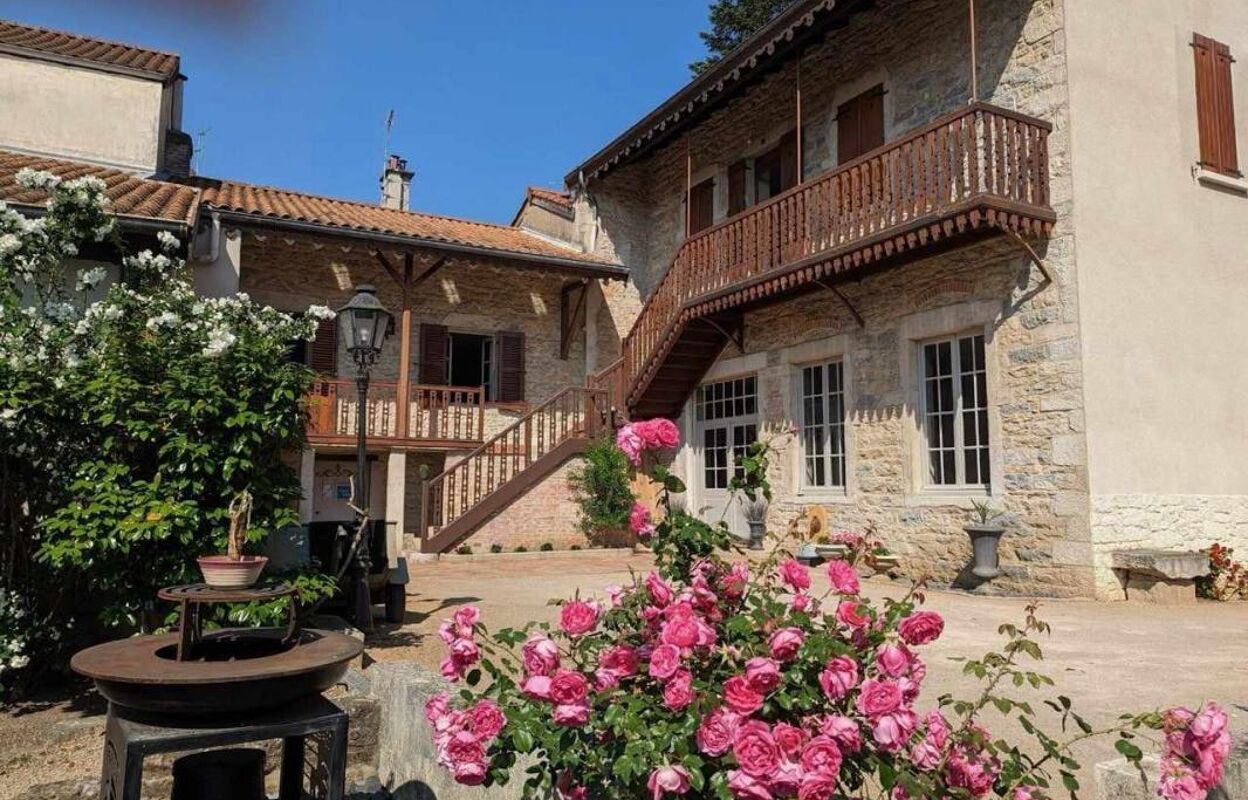 maison 6 pièces 200 m2 à vendre à Bourg-en-Bresse (01000)