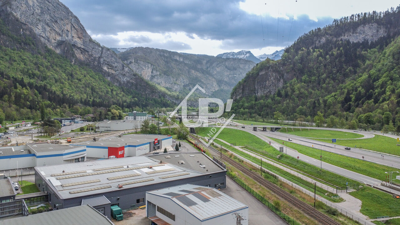 local industriel  pièces 983 m2 à vendre à Cluses (74300)