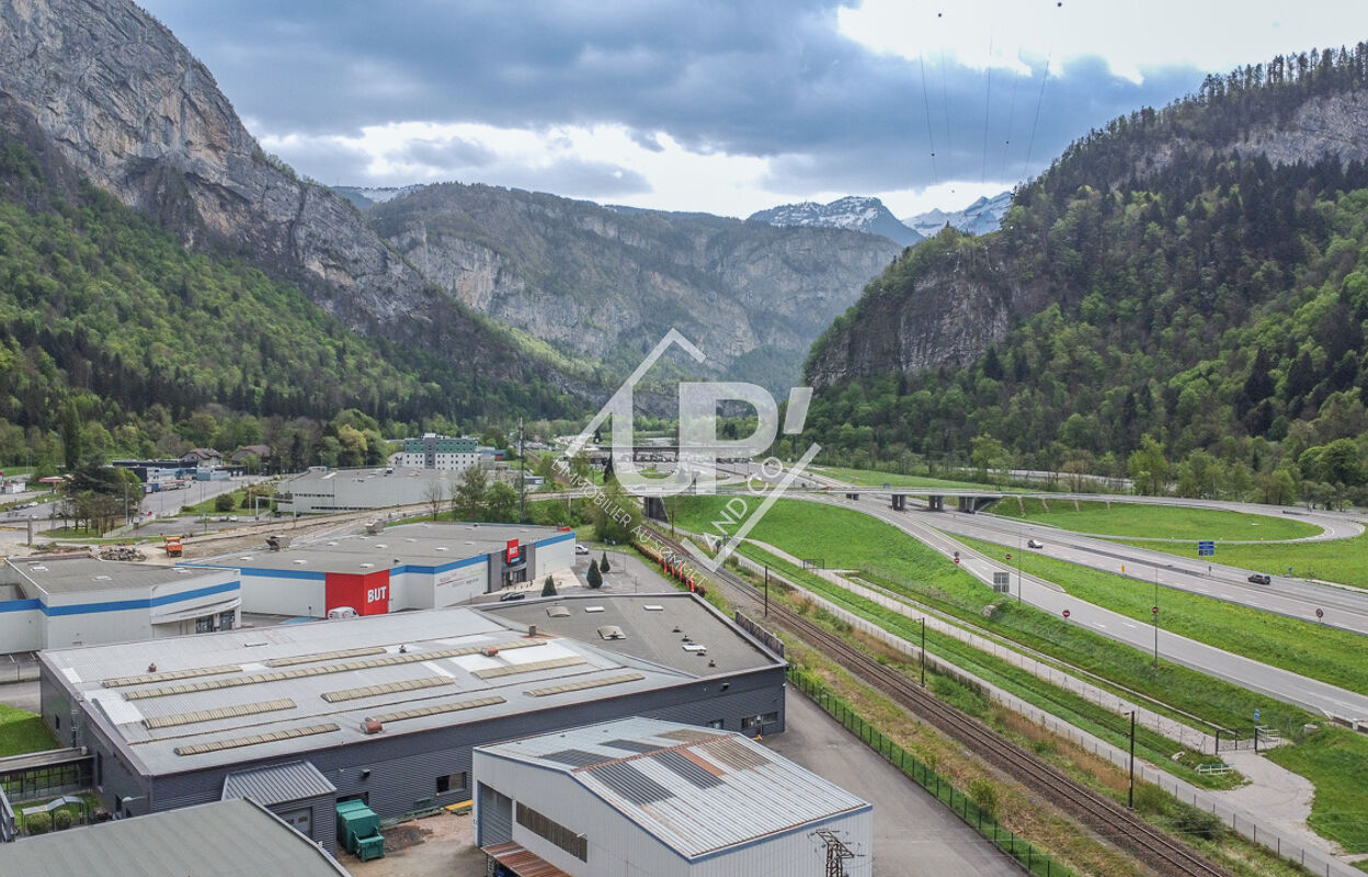 local industriel  pièces 983 m2 à vendre à Cluses (74300)