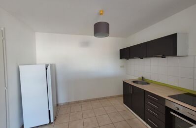 location appartement 564 € CC /mois à proximité de Lieu-Saint-Amand (59111)