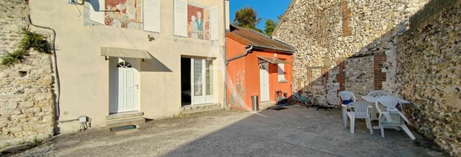 Immeuble  160 m² à vendre à Magny-en-Vexin (95420)