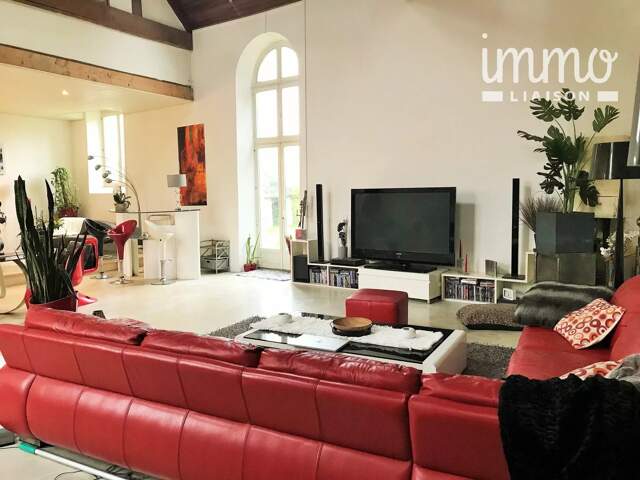 MAISON  ATYPIQUE  - 7 PIECES - 230 m² — photo du bien