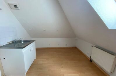 location appartement 380 € CC /mois à proximité de Amiens (80)