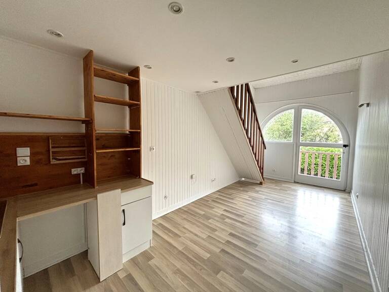 Appartement lumineux à GENAY — photo 1