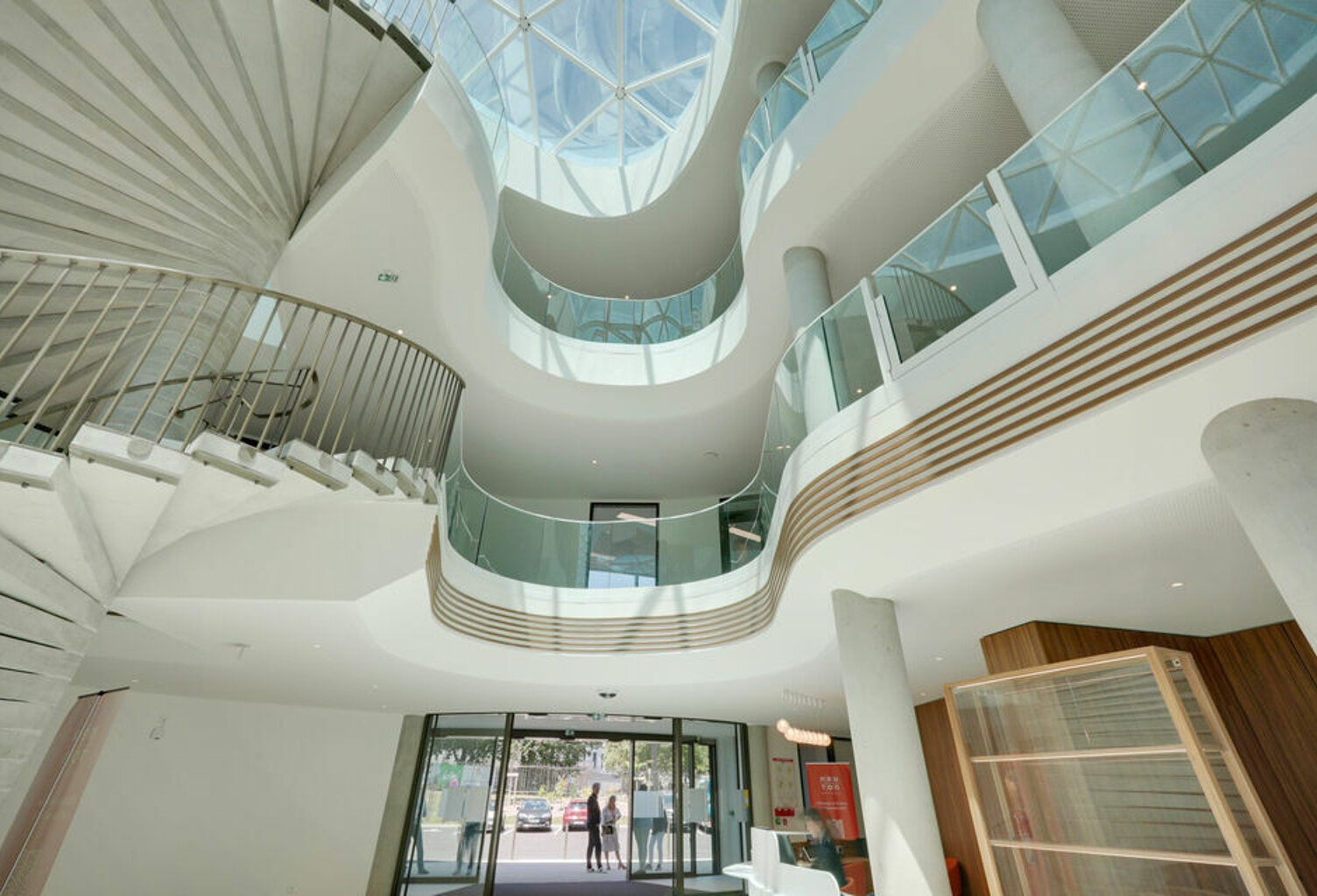 BUREAUX à LOUER — photo 1