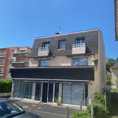 Maison 10 pièces 294 m²