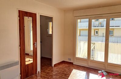 location appartement 440 € CC /mois à proximité de Vic-la-Gardiole (34110)