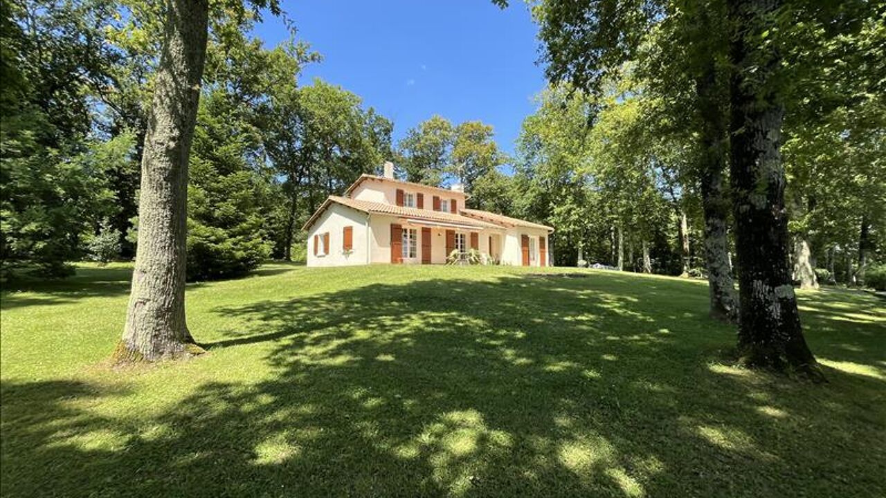 maison 5 pièces 130 m2 à vendre à Étaules (17750)