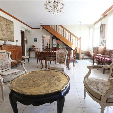 Maison 8 pièces 149800 €