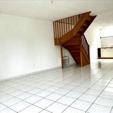 Immeuble  223650 €