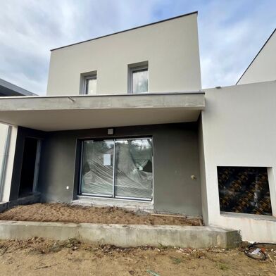 Maison 5 pièces 493000 €