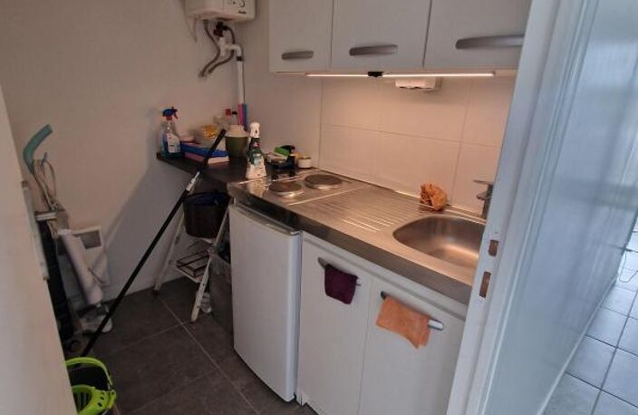 Locaux Saint Pierre Des Corps 3 pièce(s) 63 m2 — photo 2