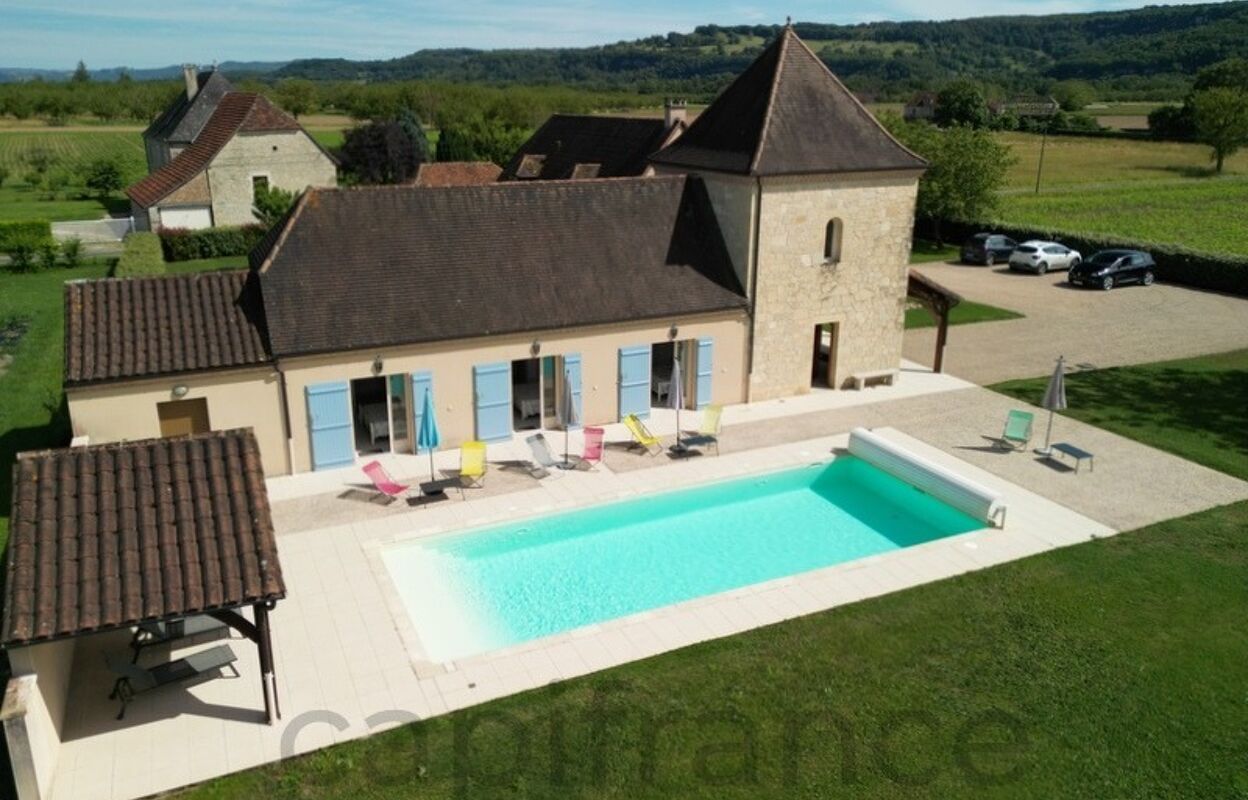 maison 10 pièces 273 m2 à vendre à Carennac (46110)