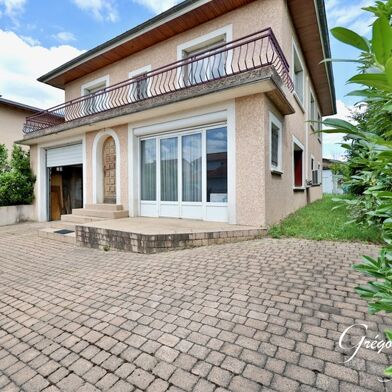 Maison 5 pièces 137 m²