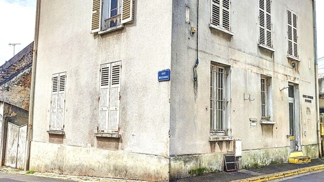 immeuble  pièces 129 m2 à vendre à Chaumes-en-Brie (77390)