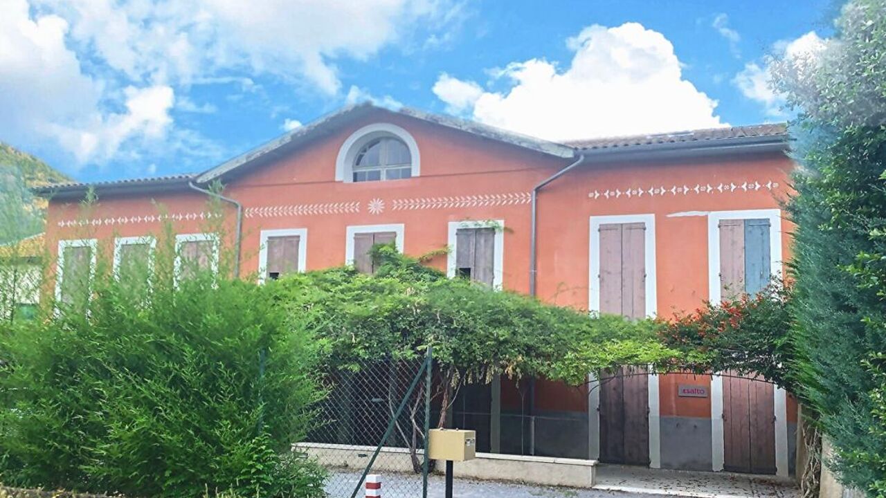 maison 17 pièces 397 m2 à vendre à Digne-les-Bains (04000)