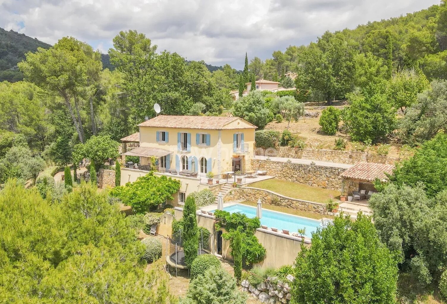 Superbe villa avec vue panoramique et maison des amis — photo 1