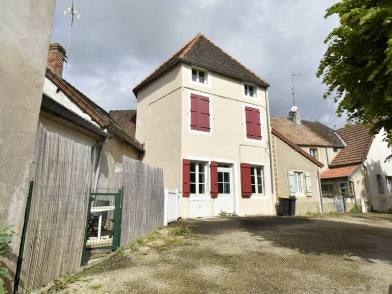 BELLE MAISON DE VILLAGE RÉNOVÉE — photo 1