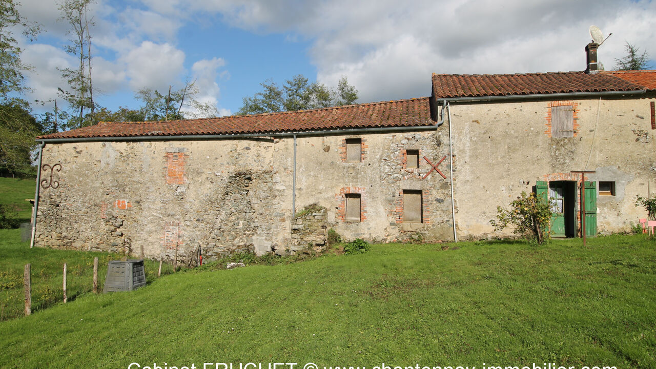 maison 3 pièces 130 m2 à vendre à Les Herbiers (85500)